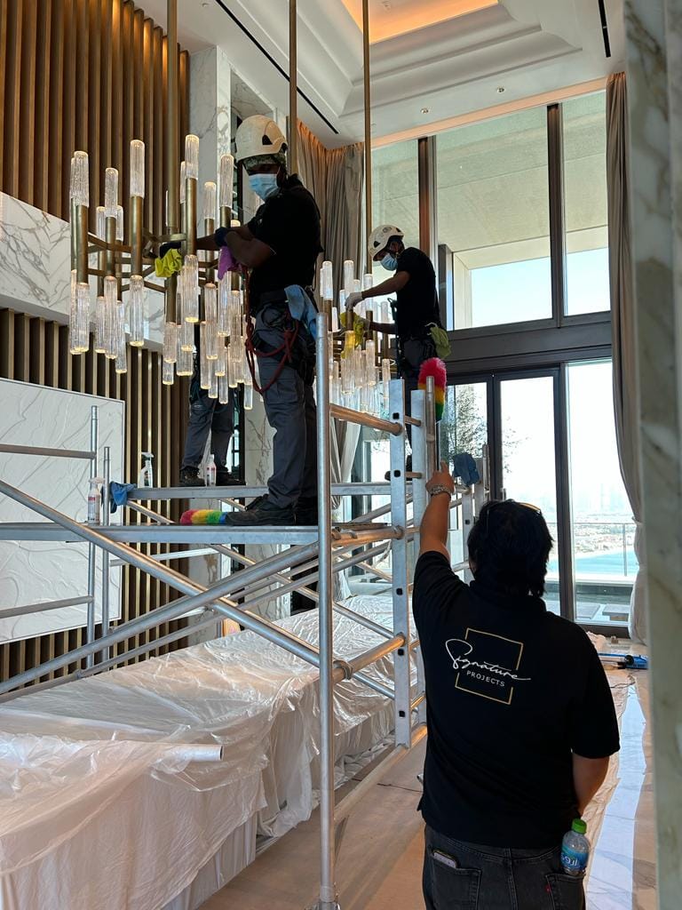 The Best Cleaning Solutions For Delicate Glass Chandeliers